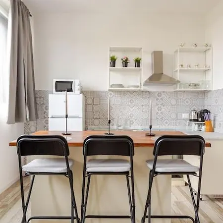 Urban Retreat Metro -700m * Μιλάνο
